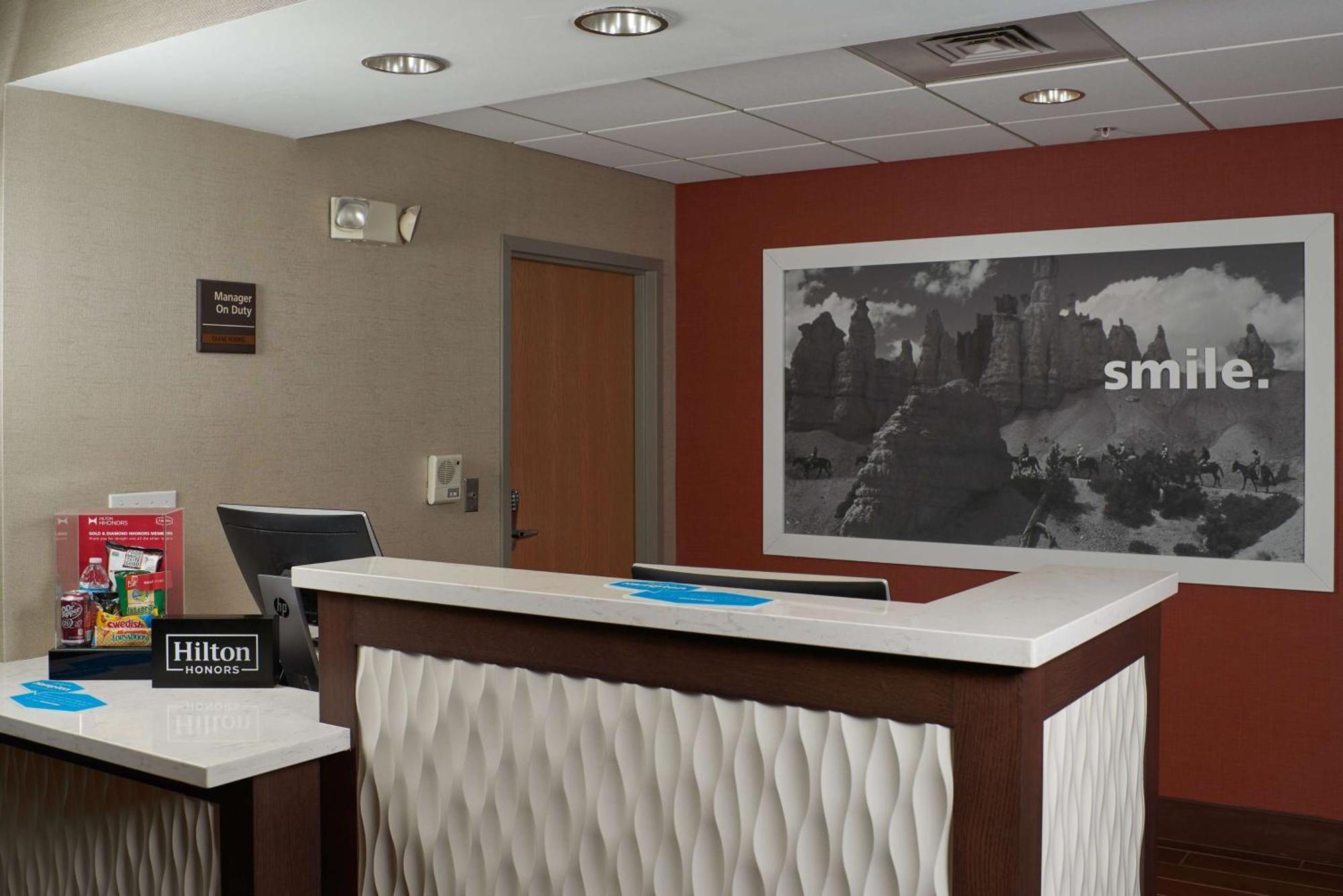Hampton Inn Glendale-Peoria Exterior photo